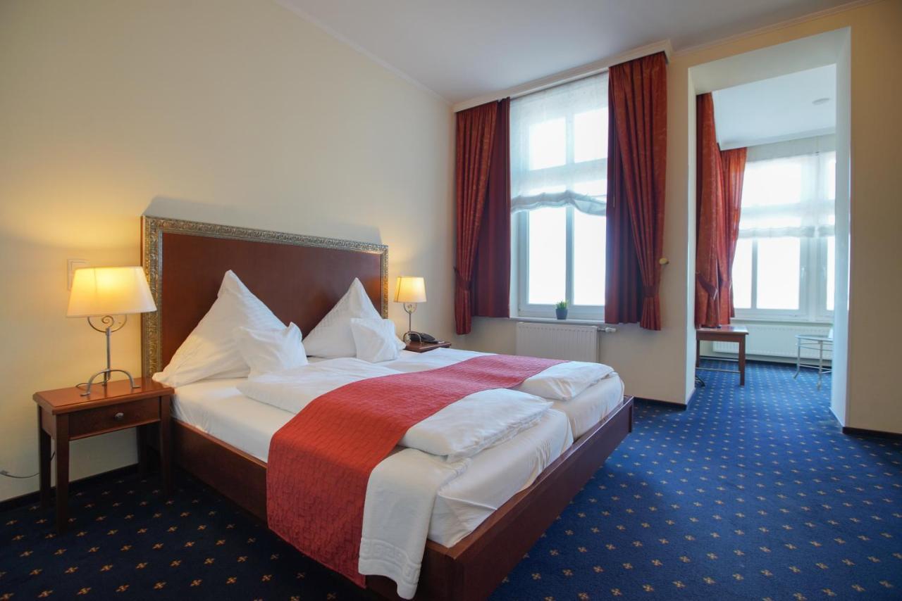 Strandhotel Ostfriesenhof 博尔库姆 外观 照片