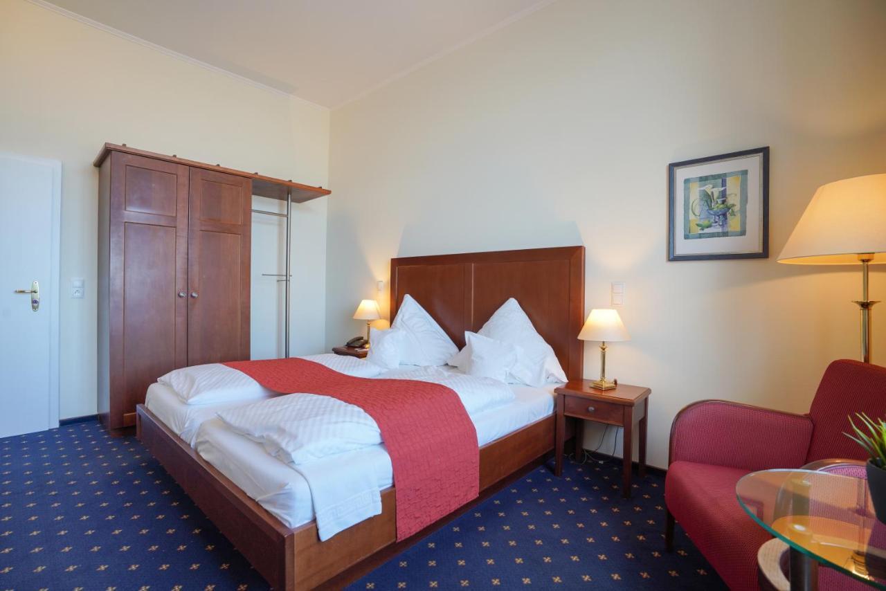 Strandhotel Ostfriesenhof 博尔库姆 外观 照片