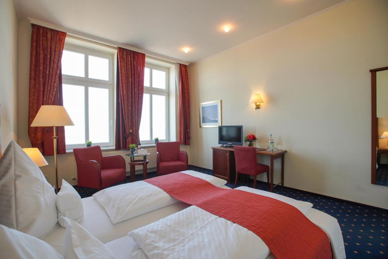 Strandhotel Ostfriesenhof 博尔库姆 外观 照片